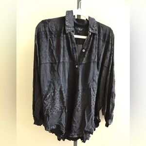 young Threads NWT Black Dolman Top Size Med